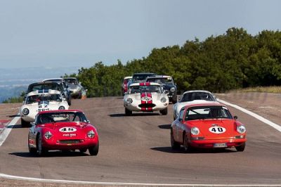 40 Porsche 911:Amar-Rossi di Montelera  48 TVR Grantura:Wells-Paul