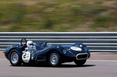 23 Lister Jaguar - T. Wood